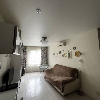 Сдается 1-комнатная квартира, 43 м²