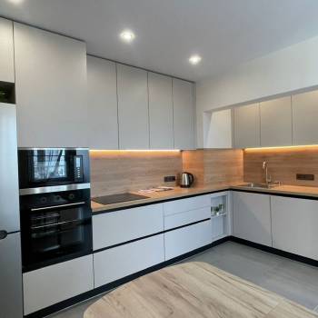 Сдается 2-х комнатная квартира, 61 м²