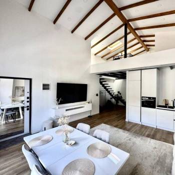 Продается Многокомнатная квартира, 152 м²