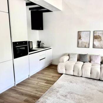 Продается Многокомнатная квартира, 152 м²