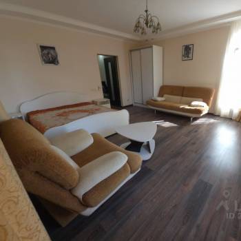 Сдается 2-х комнатная квартира, 53 м²