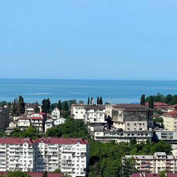 Продается 1-комнатная квартира, 84 м²