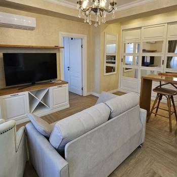 Сдается 1-комнатная квартира, 65 м²