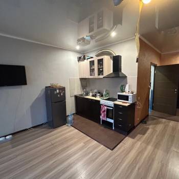 Продается 1-комнатная квартира, 44 м²