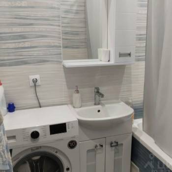 Сдается Многокомнатная квартира, 65 м²