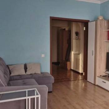 Сдается Многокомнатная квартира, 70 м²