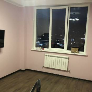 Продается 1-комнатная квартира, 37 м²