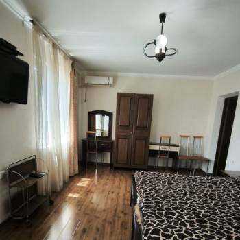 Сдается Дом, 200 м²