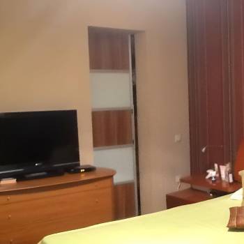 Сдается Многокомнатная квартира, 100 м²