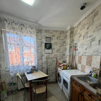 Продается 1-комнатная квартира, 34 м²
