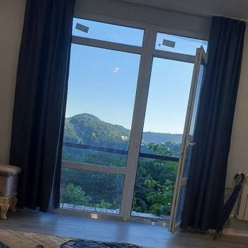 Продается Дом, 180 м²