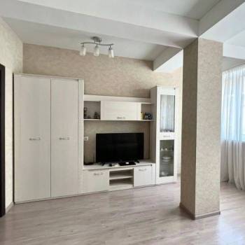 Продается 1-комнатная квартира, 43,5 м²
