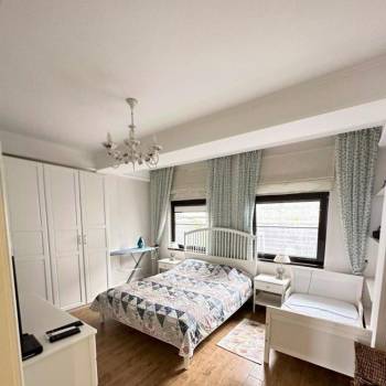 Сдается Многокомнатная квартира, 90 м²