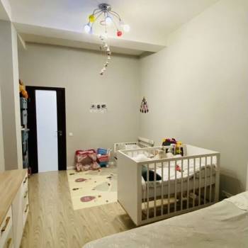 Продается 3-х комнатная квартира, 64 м²