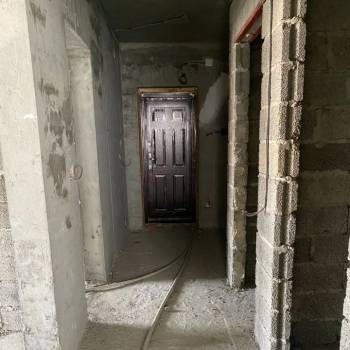 Продается 1-комнатная квартира, 81,2 м²