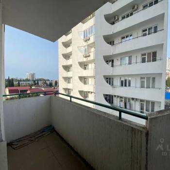 Продается 1-комнатная квартира, 81,2 м²