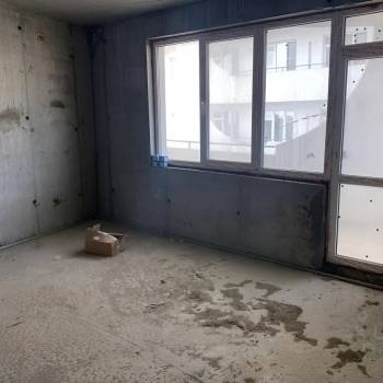 Продается 1-комнатная квартира, 81,2 м²