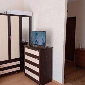 Продается 1-комнатная квартира, 32 м²