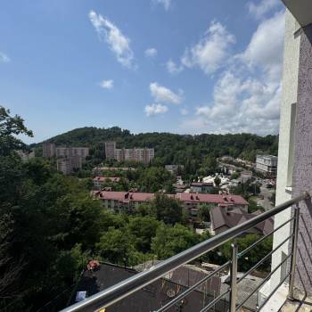 Продается 1-комнатная квартира, 78 м²