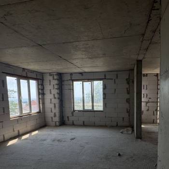 Продается 1-комнатная квартира, 78 м²