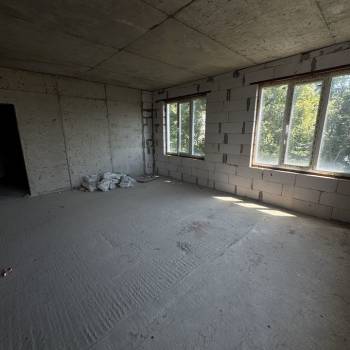 Продается 1-комнатная квартира, 78 м²
