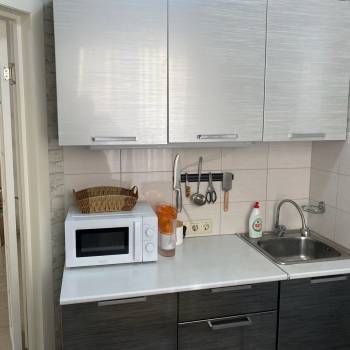 Продается 1-комнатная квартира, 28,3 м²