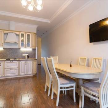 Продается Многокомнатная квартира, 131 м²