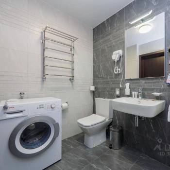 Продается 1-комнатная квартира, 42 м²