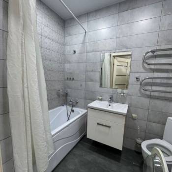 Продается 1-комнатная квартира, 36 м²
