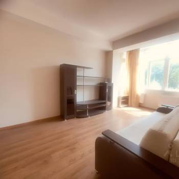 Продается 1-комнатная квартира, 44,2 м²