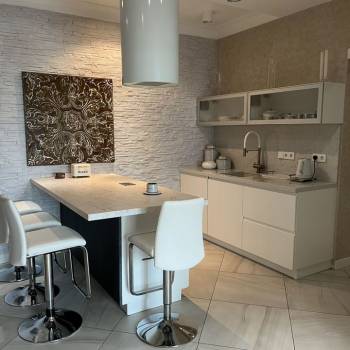 Продается 3-х комнатная квартира, 121,2 м²