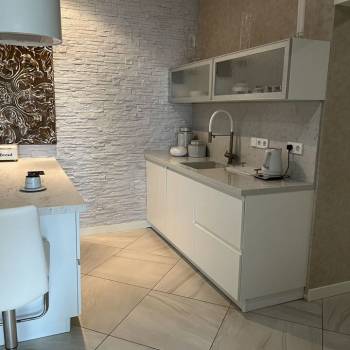 Продается 3-х комнатная квартира, 121,2 м²