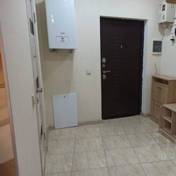 Сдается 1-комнатная квартира, 42 м²