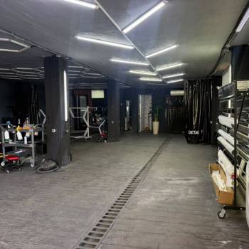 Сдается Нежилое помещение, 160 м²