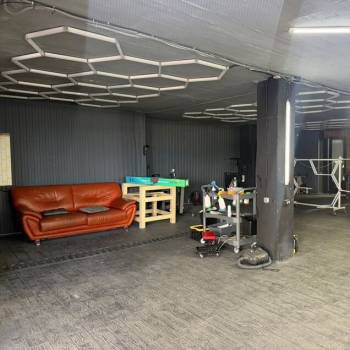 Сдается Нежилое помещение, 160 м²
