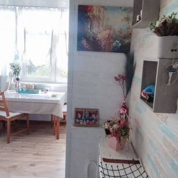 Продается 1-комнатная квартира, 42 м²