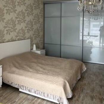 Сдается 2-х комнатная квартира, 99,6 м²