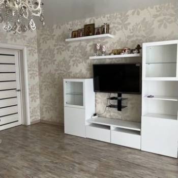 Сдается 2-х комнатная квартира, 99,6 м²