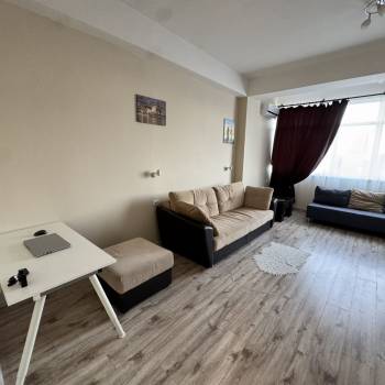 Сдается 1-комнатная квартира, 37 м²