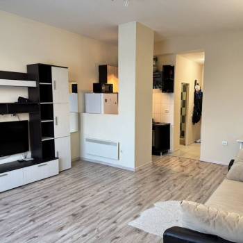Сдается 1-комнатная квартира, 37 м²