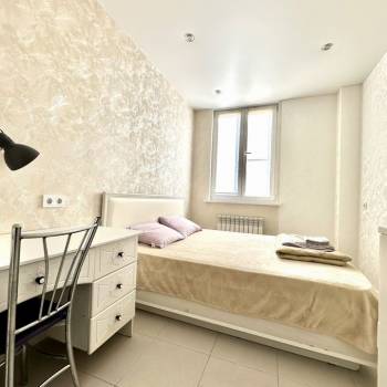 Сдается 1-комнатная квартира, 45 м²
