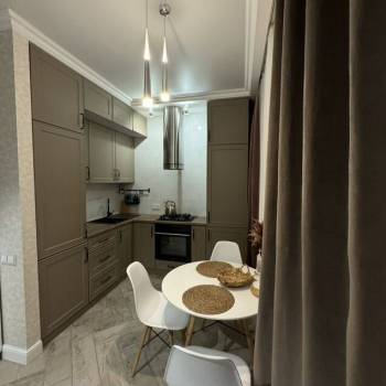 Продается 1-комнатная квартира, 45 м²