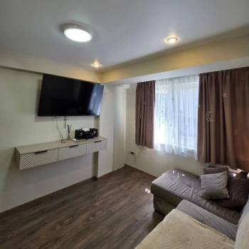 Продается 1-комнатная квартира, 32,7 м²