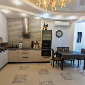 Продается 3-х комнатная квартира, 64,8 м²