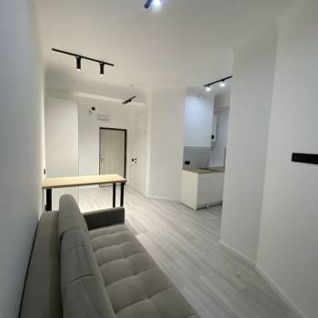 Продается 1-комнатная квартира, 35 м²