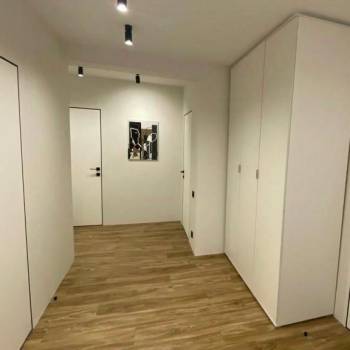 Продается 3-х комнатная квартира, 92 м²