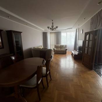 Сдается 2-х комнатная квартира, 69 м²