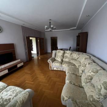 Сдается 2-х комнатная квартира, 69 м²