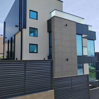 Продается Дом, 256 м²