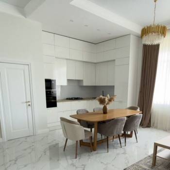 Сдается Многокомнатная квартира, 800 м²